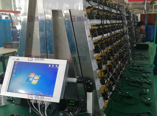 大量使用工裝和治具,提高品質和提升生產效率。 大量使用工裝和治具,提高品質和提升生產效率。